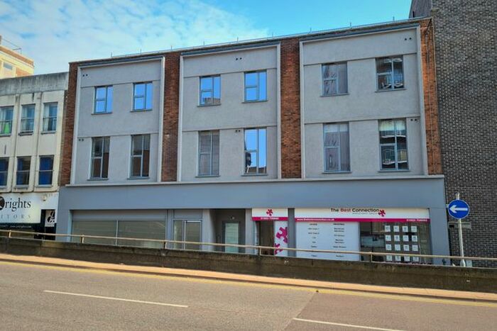 1 Bedroom Flat To Rent In Exchange Road, Watford, WD18
