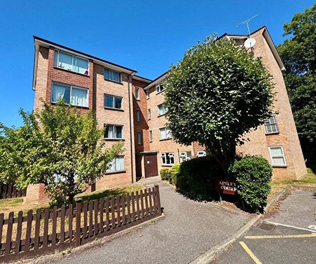2 Bedroom Flat To Rent In Apsley Court, Wellesley Road, Sutton, SM2
