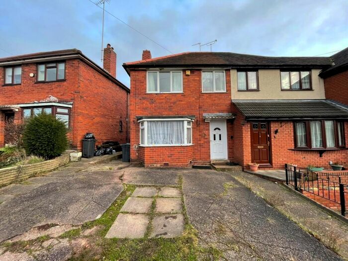 3 Bedroom House To Rent In Castleton Road, Great Barr, B42