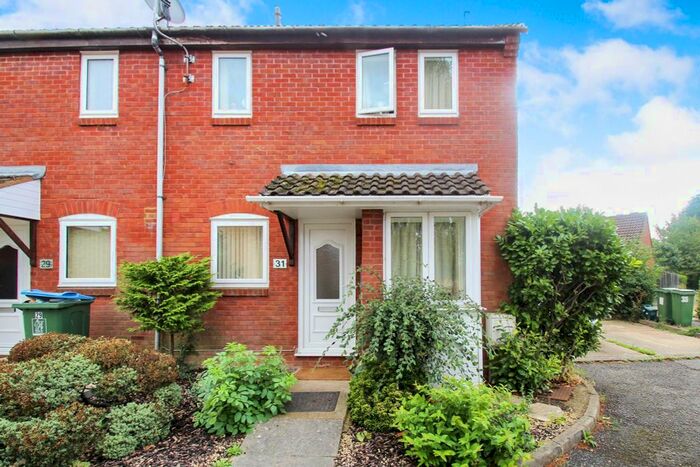 1 Bedroom Property To Rent In Batchelor Close, Aylesbury, HP20