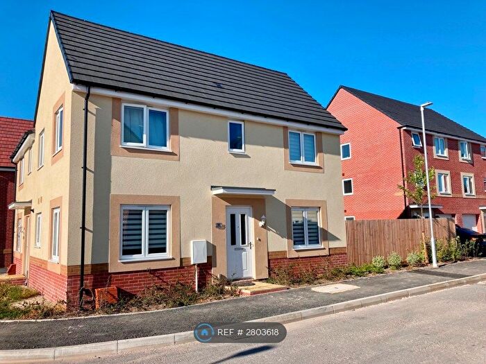 3 Bedroom Semi Detached House To Rent In Garnet Road, Bridgwater, TA6