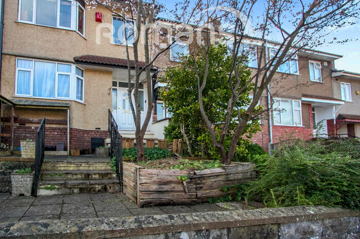 3 Bedroom Terraced House To Rent In Wooten Road, BS4