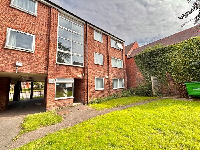 2 Bedroom Flat To Rent In Coton Road, Nuneaton, CV11