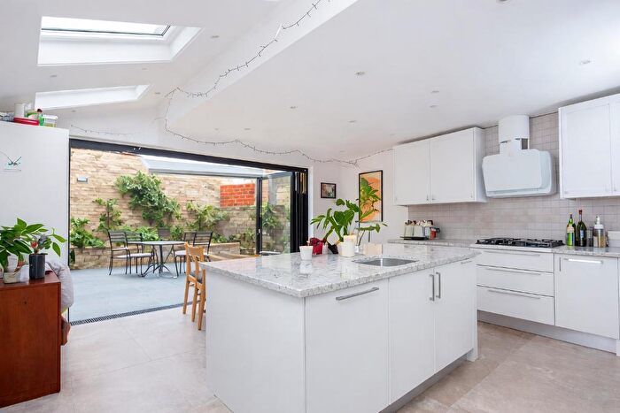 5 Bedroom Terraced House To Rent In Chatto Road, Clapham, London, SW11