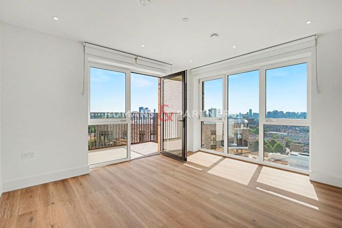 1 Bedroom Flat To Rent In Bow View Apartments, Bow Green, E3