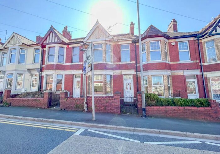 3 Bedroom Town House To Rent In Caerleon Road, Newport, NP19