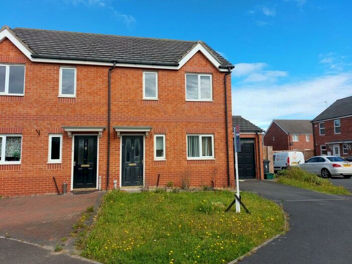 3 Bedroom Semi-Detached House To Rent In Griffiths Court, Durham, County Durham, DH6