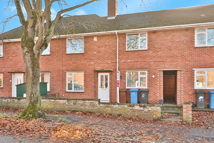 3 Bedroom Terraced House For Sale In Cunningham Road, Norwich, NR5