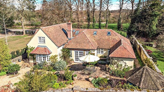 4 Bedroom Detached House For Sale In Peasemore, Newbury, Berkshire, RG20