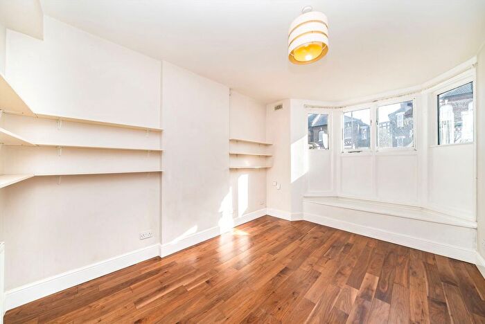 1 Bedroom Flat To Rent In Charlton Church Lane, Charlton, SE7