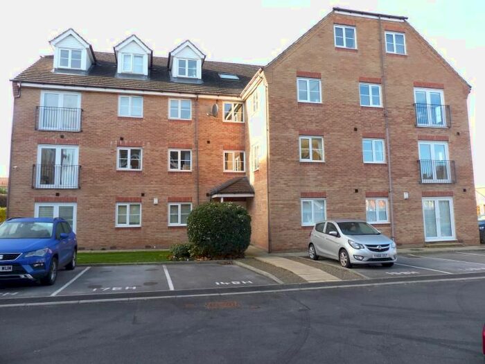 2 Bedroom Flat To Rent In Blackthorn Road, Ben Rhydding, Ilkley LS29