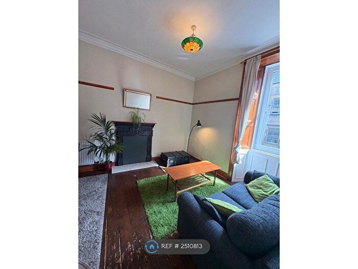 1 Bedroom Flat To Rent In Waverley Park, Edinburgh, EH8