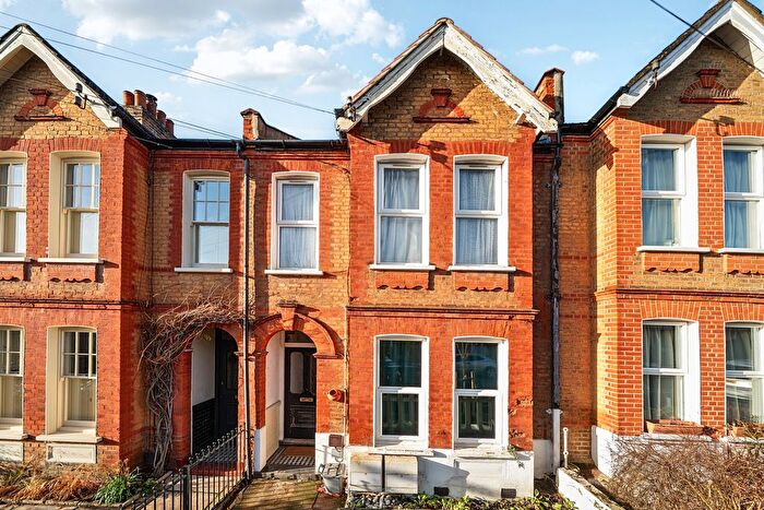 2 Bedroom Flat For Sale In Francemary Road, London, SE4