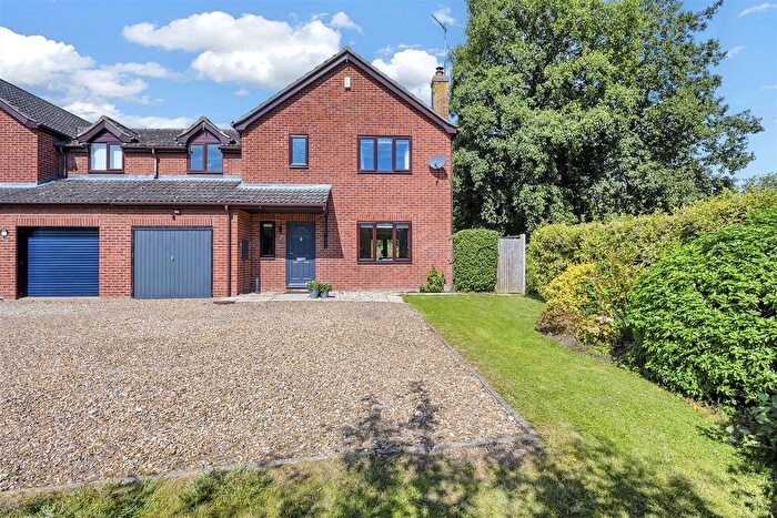 4 Bedroom Semi-Detached House For Sale In Chestnut Crescent, Chedburgh, Bury St. Edmunds, IP29