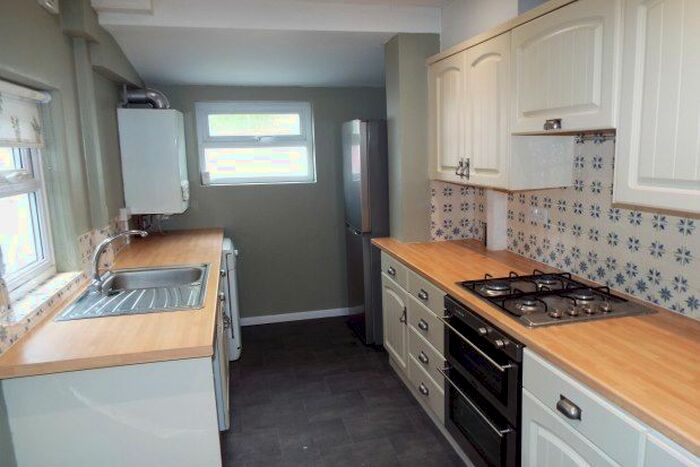 2 Bedroom Property To Rent In Hawden Road, Tonbridge, TN9