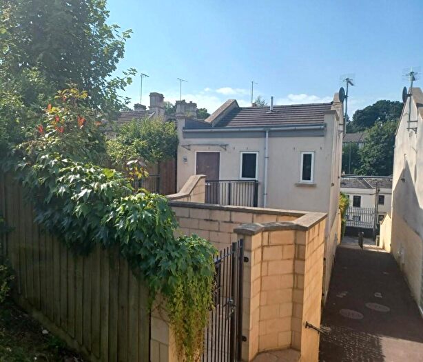 1 Bedroom Apartment To Rent In Church Street, Weston, Bath, BA1