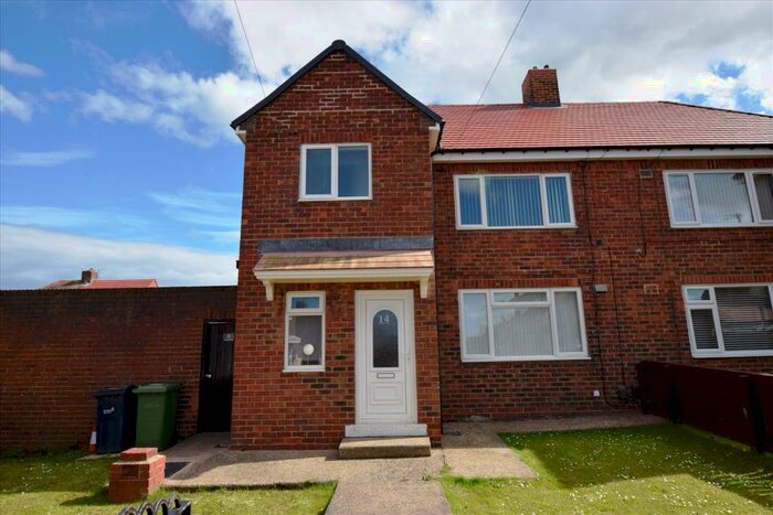 1 Bedroom Apartment For Sale In Windsor Drive, Silksworth, SR3
