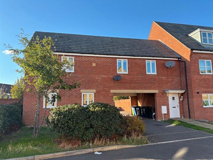 2 Bedroom Flat To Rent In Mallory Drive, Yaxley, Peterborough, PE7