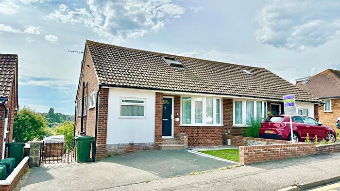 2 Bedroom Semi-Detached Bungalow For Sale In Park View, Hastings, TN34