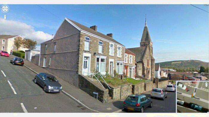 2 Bedroom Flat To Rent In Stepney Street, Swansea, SA5
