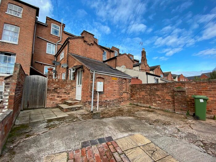 1 Bedroom Flat To Rent In Priory Street, Leamington Spa, CV31