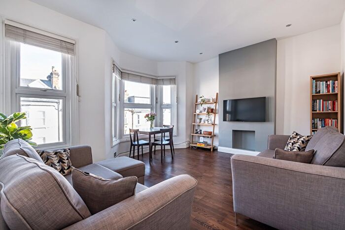 2 Bedroom Flat For Sale In Broomsleigh Street, London, NW6