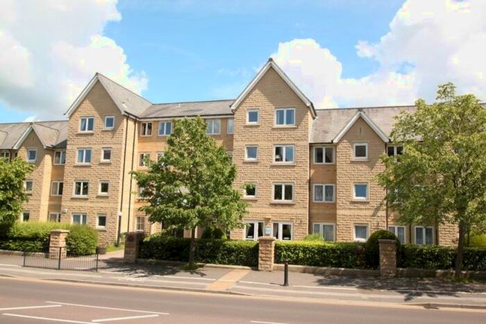 2 Bedroom Flat For Sale In East Parade, Harrogate, HG1