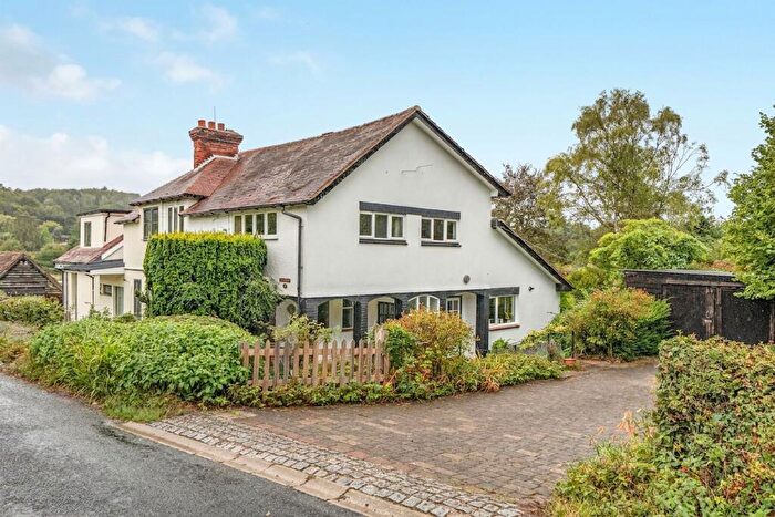 4 Bedroom Semi Detached House For Sale In Bug Hill, Woldingham, CR3