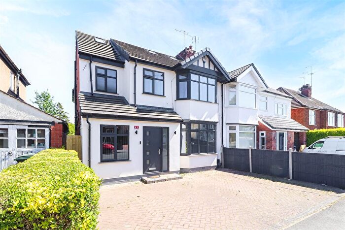 5 Bedroom Semi-Detached House To Rent In Woodside Avenue South, Finham, Coventry, CV3