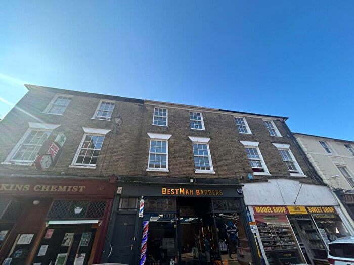 2 Bedroom Flat To Rent In High Street, Hythe, CT21