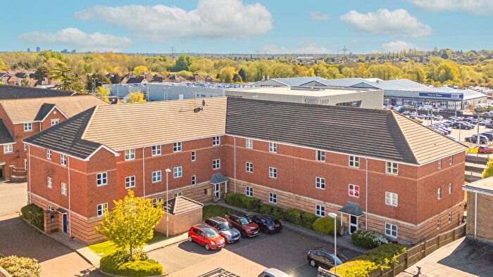 2 Bedroom Flat For Sale In Fosse Close, Leicester, Leicestershire, LE3