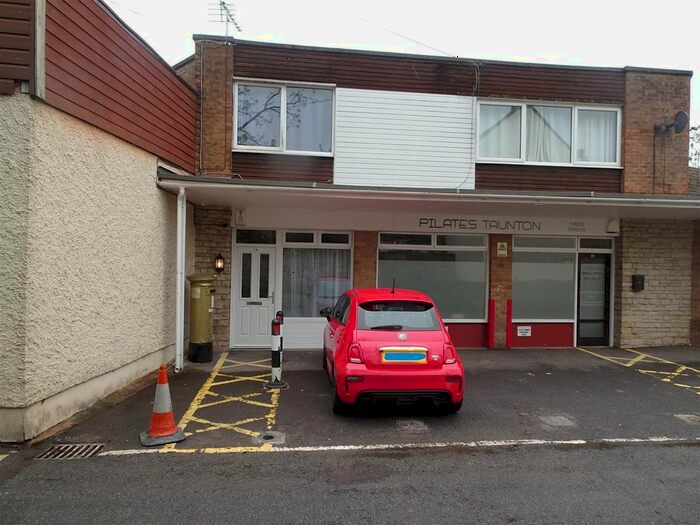 1 Bedroom Flat To Rent In Church Road, Trull, Taunton, TA3