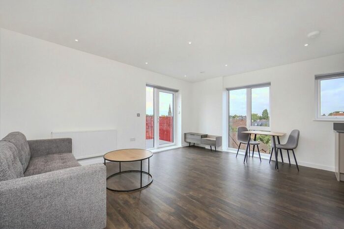 1 Bedroom Flat To Rent In Cezanne Road, London, W3