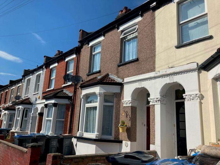 2 Bedroom Terraced House To Rent In Penrith Road, Thornton Heath, CR7