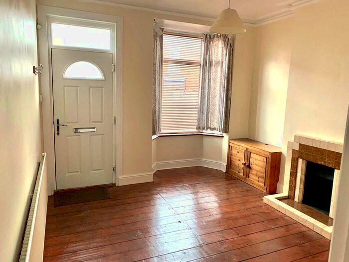 2 Bedroom Property To Rent In Ethel Street, Bearwood, Smethwick, B67