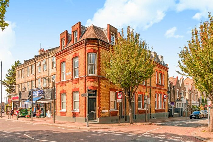 1 Bedroom Flat For Sale In Cecil House, Wandsworth, SW18