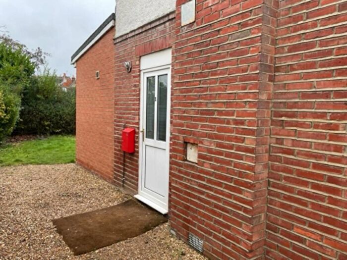 2 Bedroom Flat To Rent In Wokingham Road, Reading, RG6