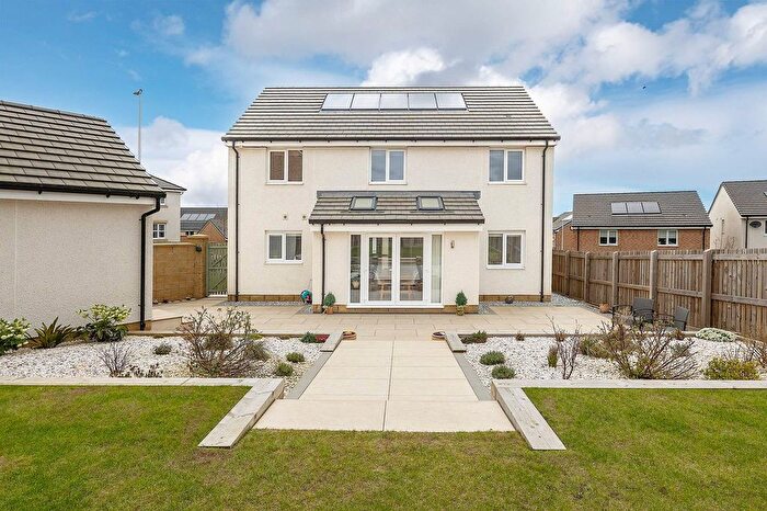 5 Bedroom Detached House For Sale In Lourie Crescent, Bo'ness, EH51