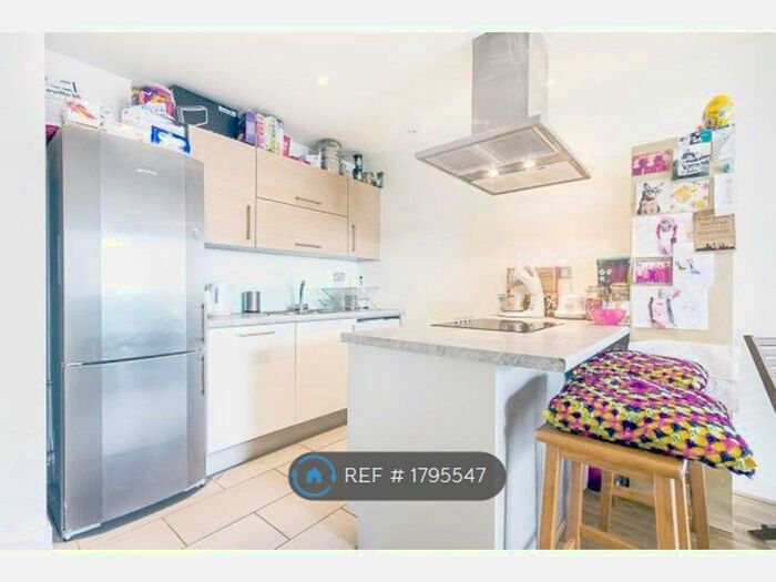 1 Bedroom Flat To Rent In Warton Road, Stratford, E15