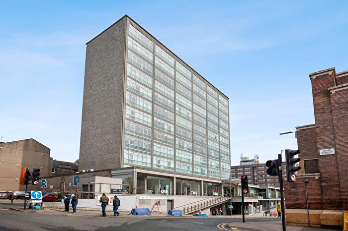 3 Bedroom Flat For Sale In Renfrew Street, Fleming House, Flat /, City Centre, Glasgow, G3