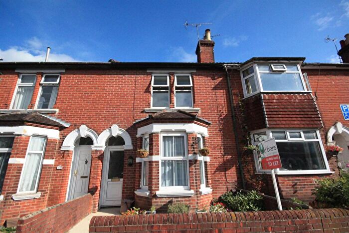 3 Bedroom Terraced House For Sale In Desborough Road, Eastleigh, SO50
