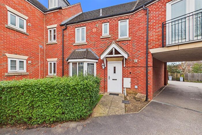3 Bedroom Terraced House For Sale In The Gateway, Newark, NG24