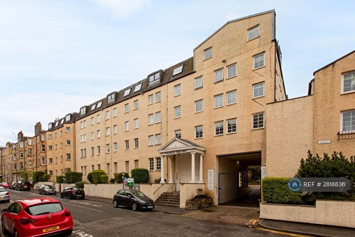 4 Bedroom Flat To Rent In Caledonian Crescent, Edinburgh, EH11