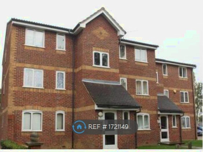 1 Bedroom Flat To Rent In Greenslade Road, Barking, IG11