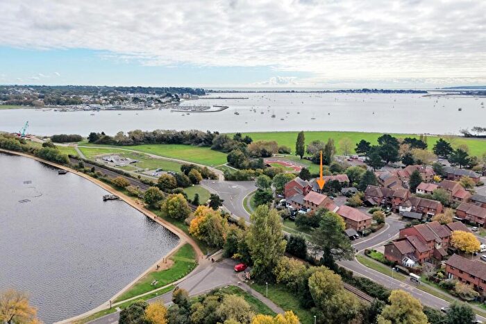 4 Bedroom Terraced House For Sale In Waldren Close, Poole, BH15