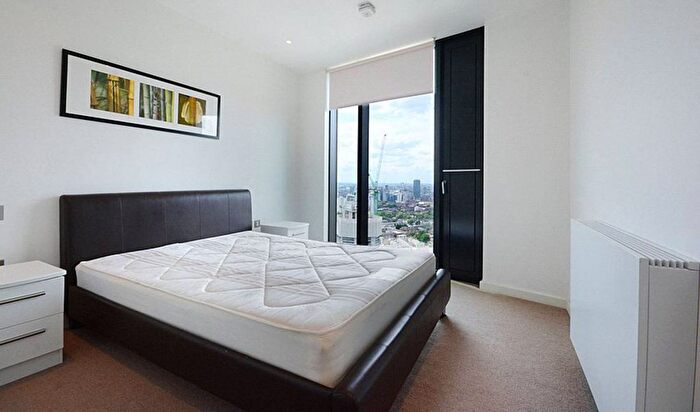 1 Bedroom Flat To Rent In Walworth Road, Elephant And Castle, London, SE1