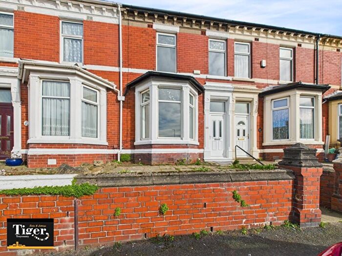 3 Bedroom Terraced House To Rent In Layton Road, Blackpool, FY3