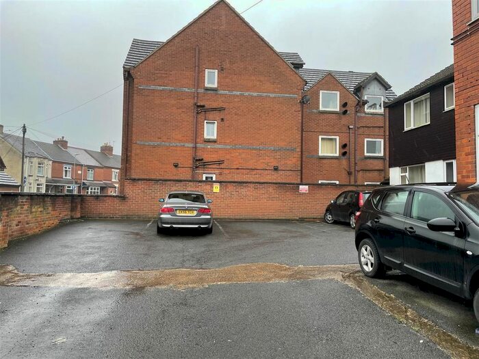 1 Bedroom Flat To Rent In Private Road, Standard Hill, Coalville, LE67