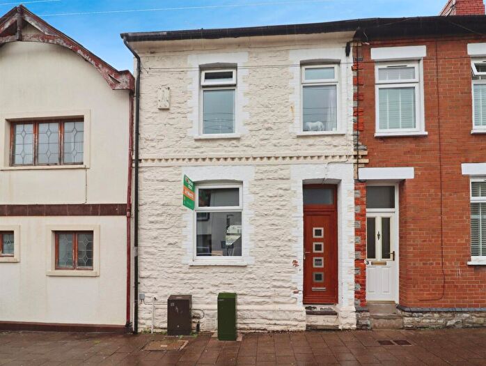2 Bedroom Terraced House For Sale In Hewell Street, Penarth, CF64