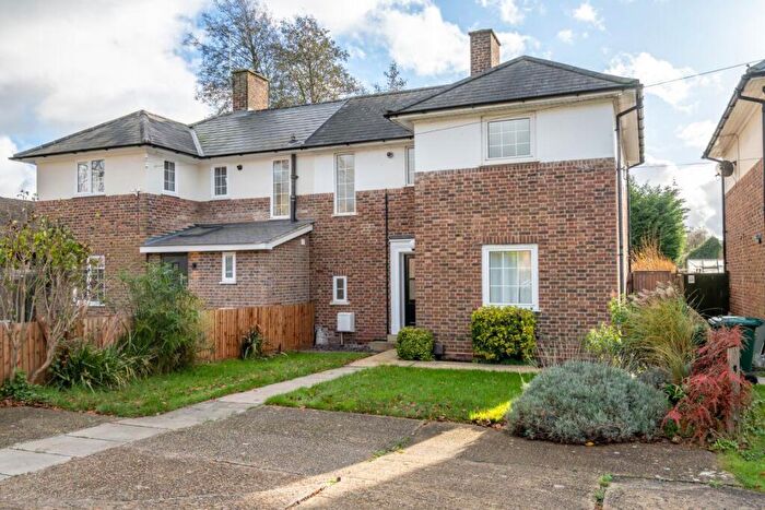 3 Bedroom House To Rent In Kingsham Road, Chichester, PO19